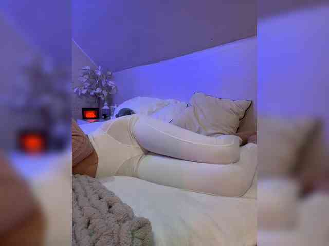 PauLiiine webcam