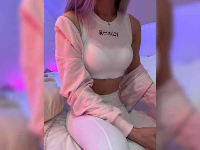 PauLiiine webcam