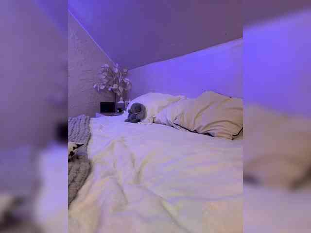 PauLiiine webcam