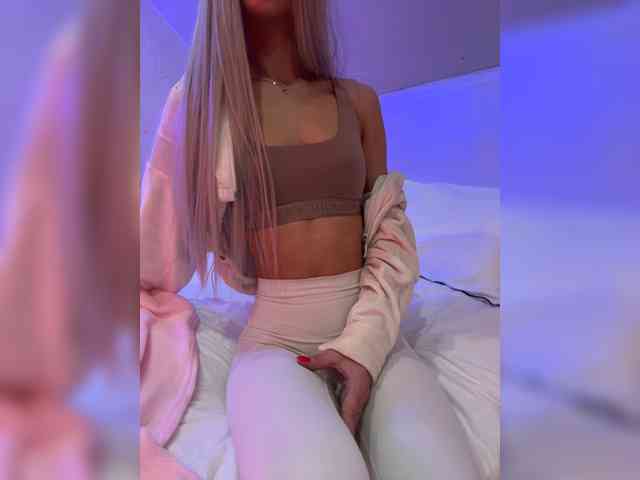 PauLiiine webcam