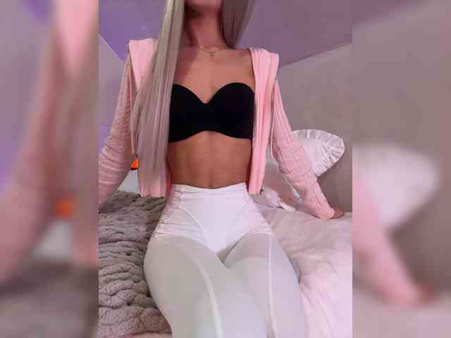 naked chat HollyPolly111