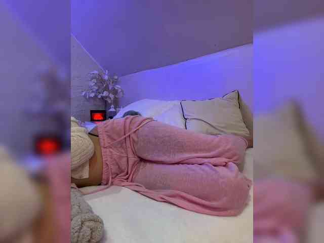 PauLiiine webcam