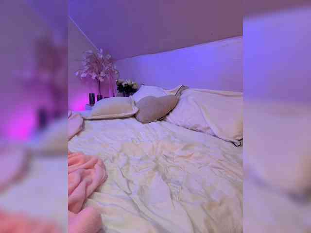 PauLiiine webcam