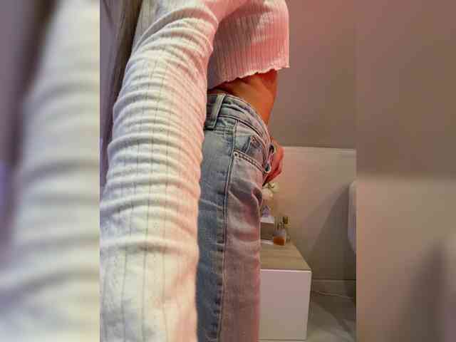 PauLiiine webcam