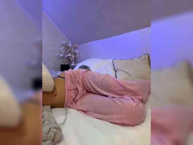PauLiiine webcam