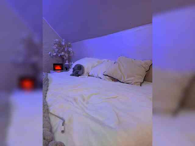 PauLiiine webcam
