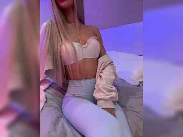 PauLiiine webcam