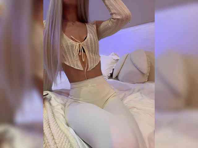 PauLiiine webcam