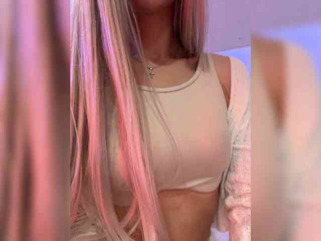 PauLiiine webcam