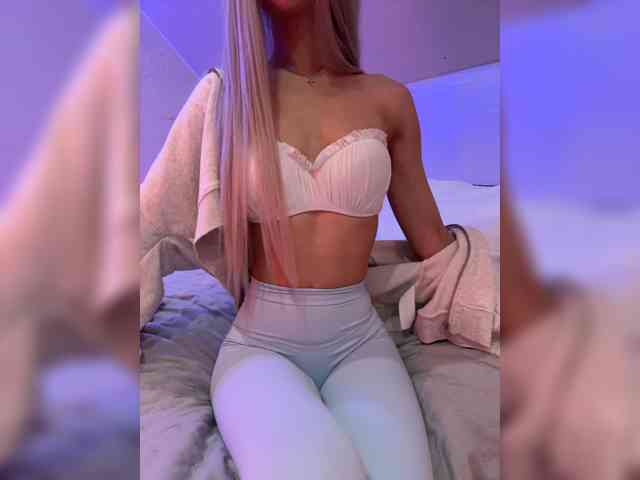 PauLiiine webcam