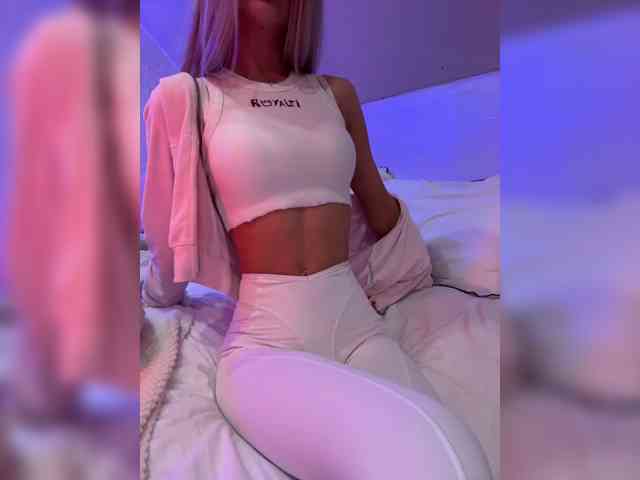 PauLiiine webcam