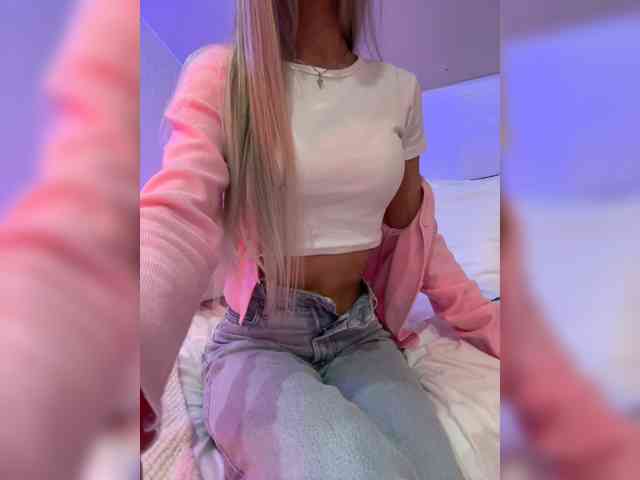PauLiiine webcam