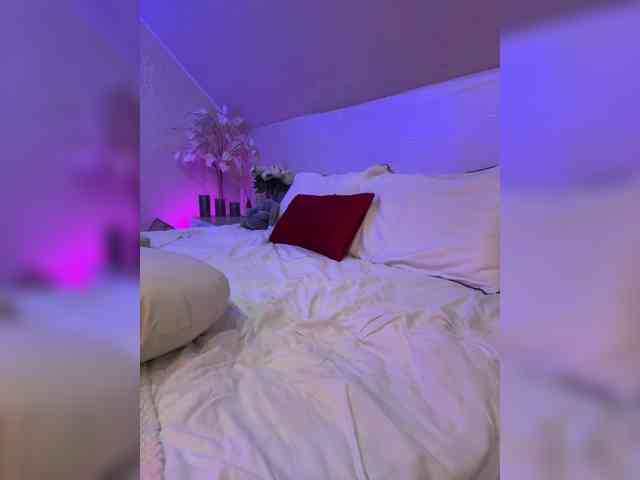 PauLiiine webcam