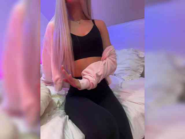 PauLiiine webcam