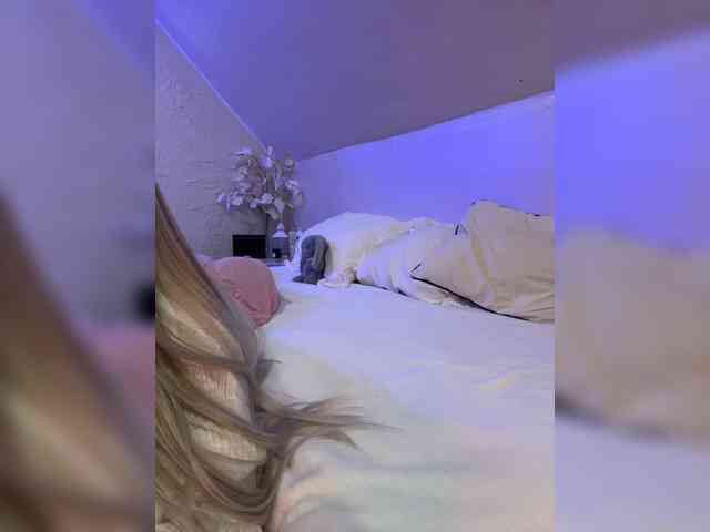 PauLiiine webcam