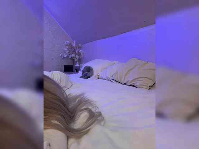 PauLiiine webcam