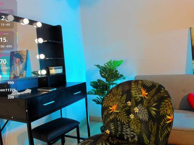 Mia-Milan18 live cam on BongaCams