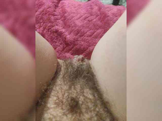 Mary_Traxwell webcam