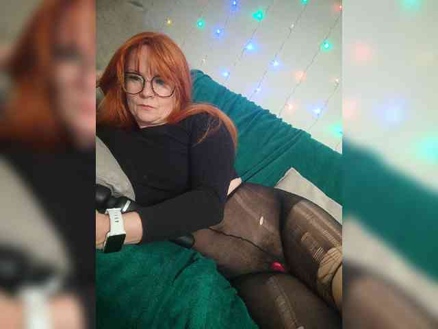Mary_Traxwell webcam