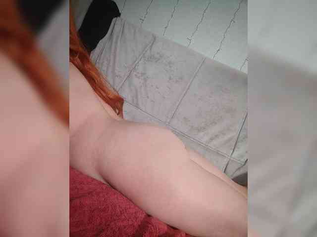 Mary_Traxwell webcam