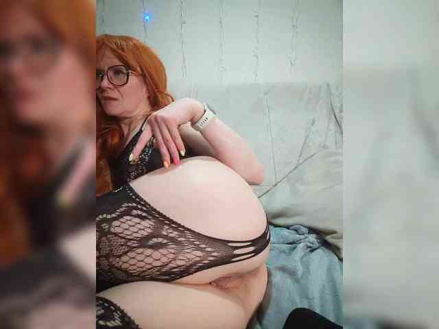 Mary_Traxwell webcam