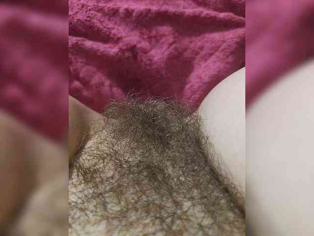 Mary_Traxwell webcam