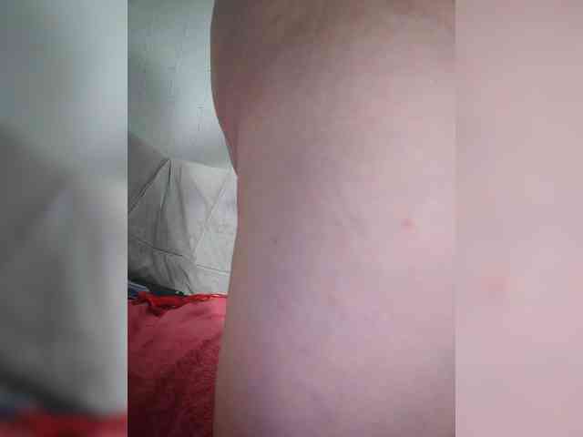 Mary_Traxwell webcam