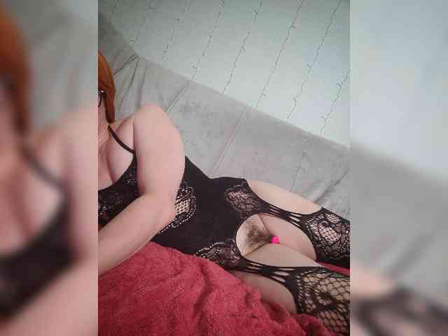 Mary_Traxwell webcam