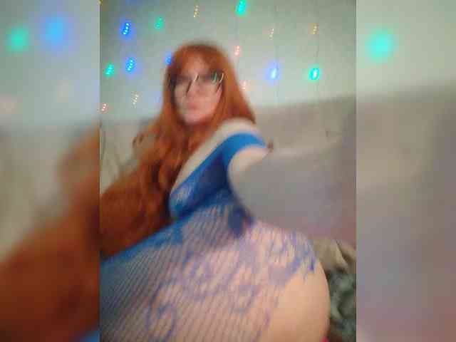 Mary_Traxwell webcam