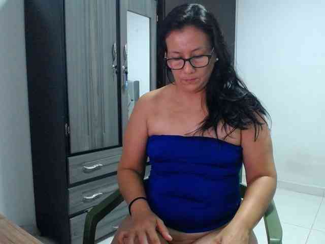 abriyiz-92 webcam