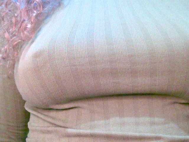 Crystal25 live cam on BongaCams
