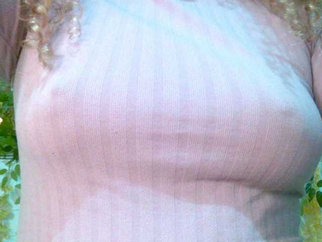 Crystal25 live cam on BongaCams