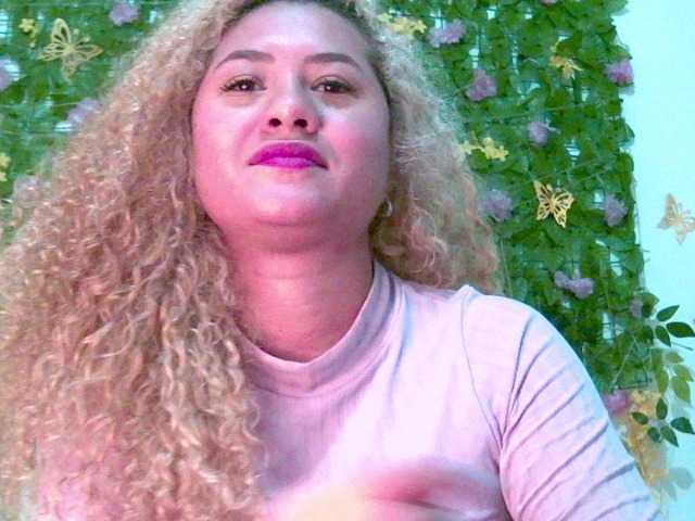 Crystal25 live cam