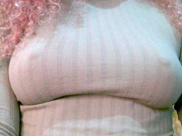 Crystal25 live cam on BongaCams