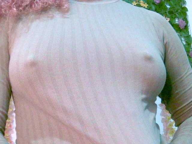 Crystal25 live cam on BongaCams