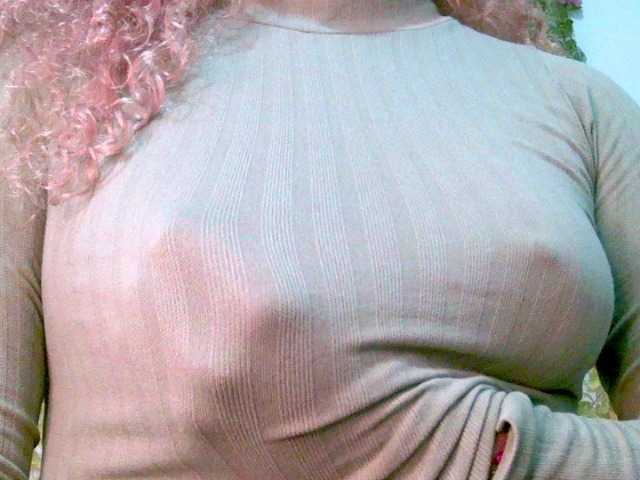 Crystal25 live cam on BongaCams