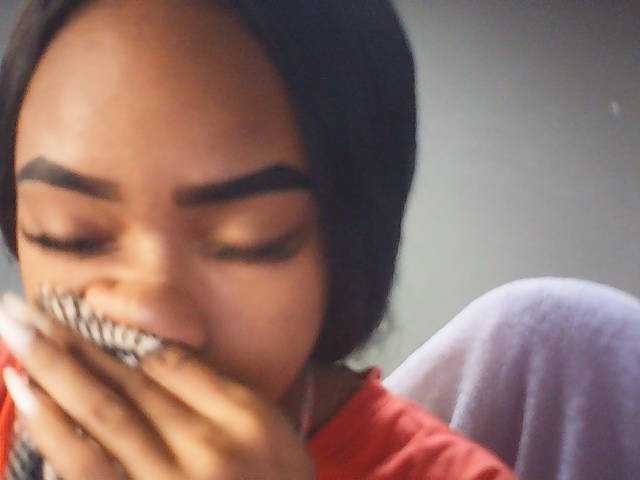fariana live cam on BongaCams