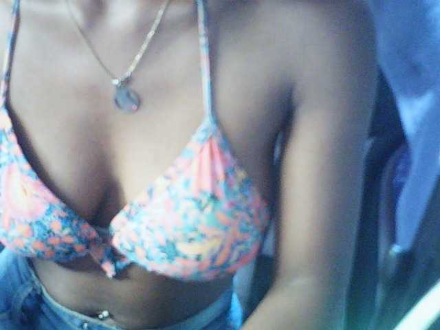 fariana live webcam show