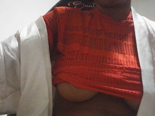 fariana live cam on BongaCams