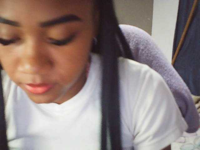 fariana live cam on BongaCams