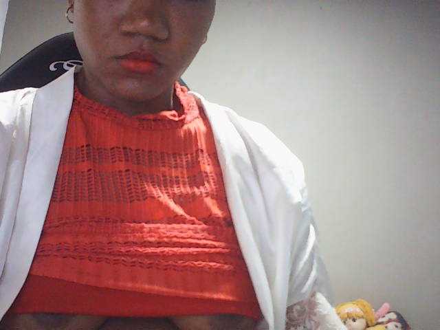 fariana live cam on BongaCams