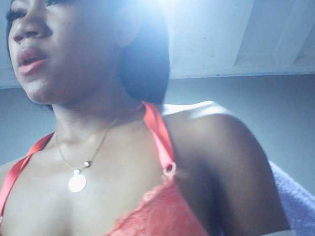 fariana live cam on BongaCams