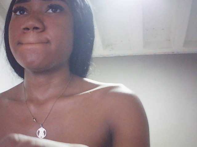 fariana live cam on BongaCams