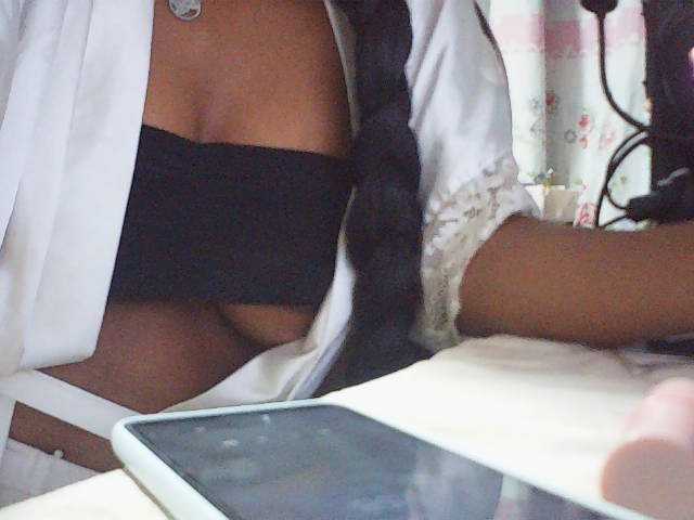 fariana live cam on BongaCams