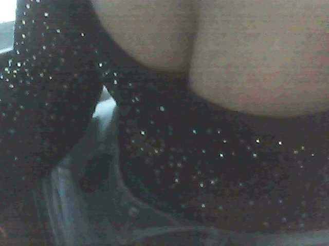 fariana's BongaCams show and profile