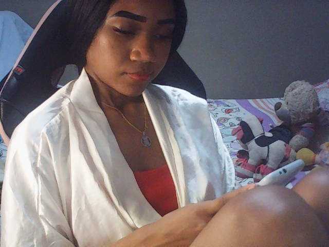 fariana live cam on BongaCams