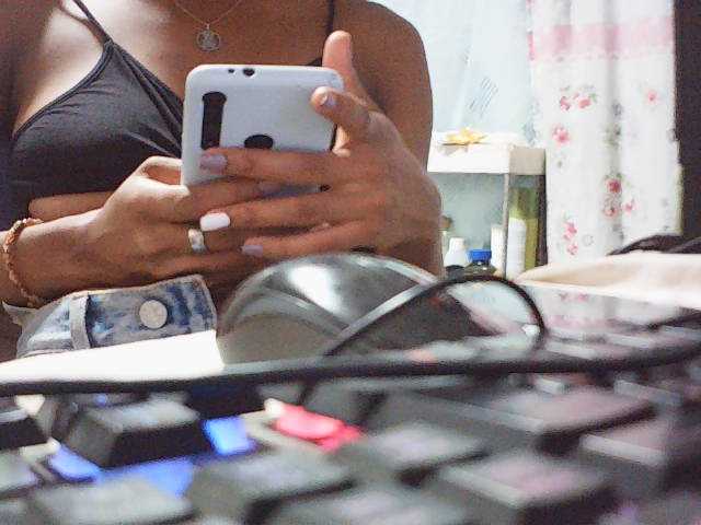 fariana live cam on BongaCams