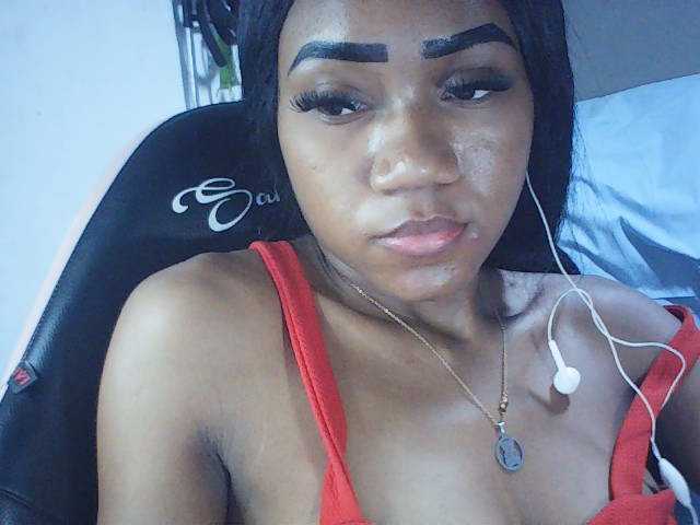 fariana live cam on BongaCams