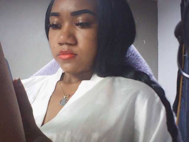 fariana live cam on BongaCams