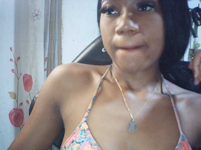 fariana live cam on BongaCams